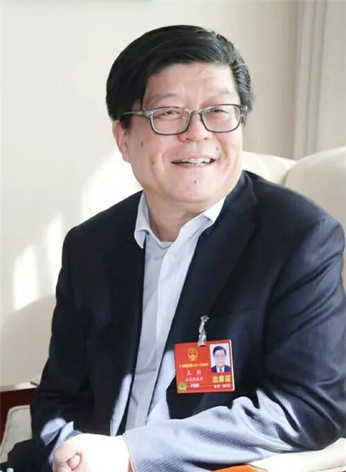 “职工热议两会 期待生活更好”—— 金晶集团 孙刚