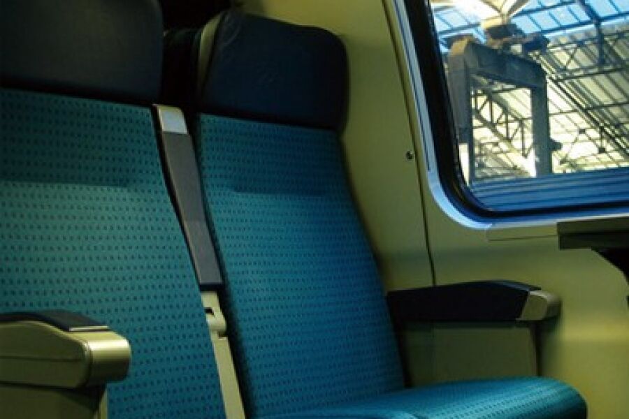 高速铁路客车玻璃